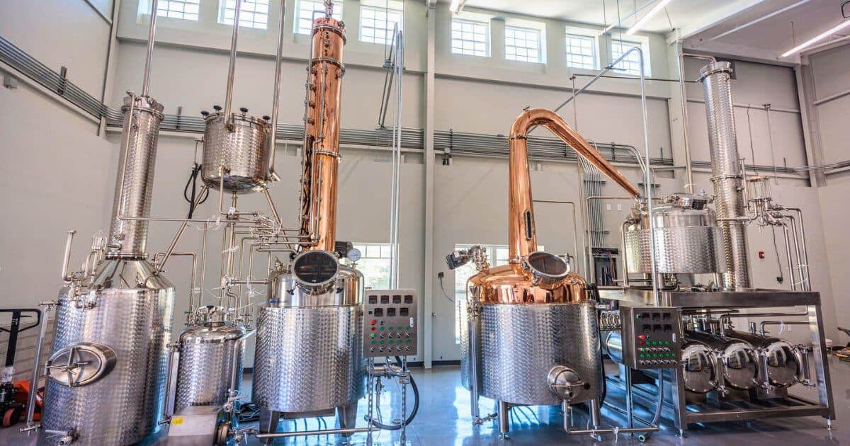 oak house distillery