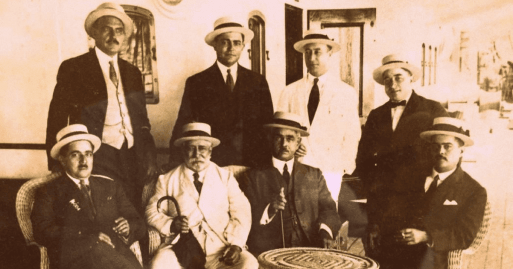 HISTORY OF RUM History of Rum