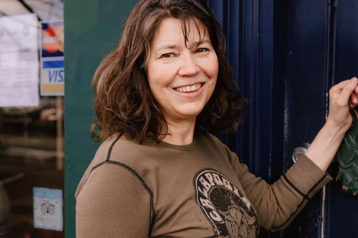 WOMEN-OWNED RUM BRANDS: THE COMPLETE GLOBAL LIST Caitlin Prueitt and Vivacity Spirits