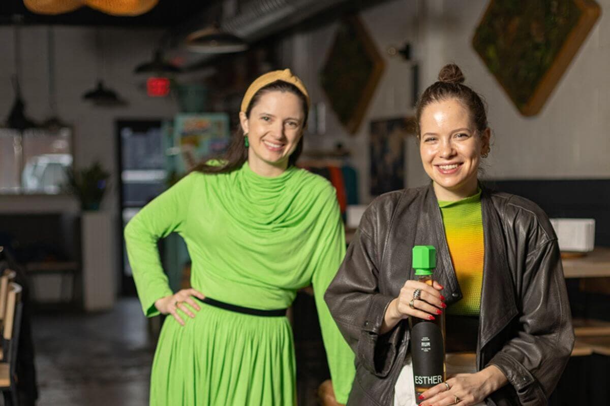 WOMEN-OWNED RUM BRANDS: THE COMPLETE GLOBAL LIST Emunah Winer and Margaret Kerr-Jarrett