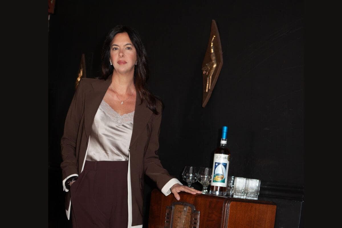 WOMEN-OWNED RUM BRANDS: THE COMPLETE GLOBAL LIST Janet Díaz‑Bonilla i