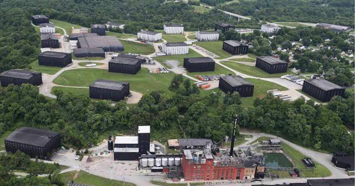 bourbon distillery